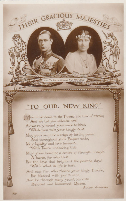 THEIR GRACIOUS MAJESTIES, George VI - Vintage POSTCARD